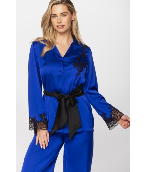 Pijama set mujer azul corte ajustado vista frontal